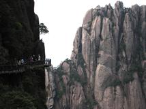 Mount Sanqing cantilevered walkway