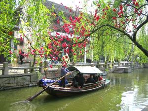 gondola ride, zhouzhuang