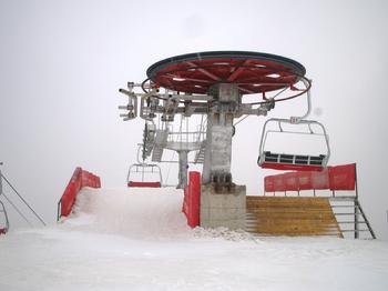 Wanlong chairlift ski resort